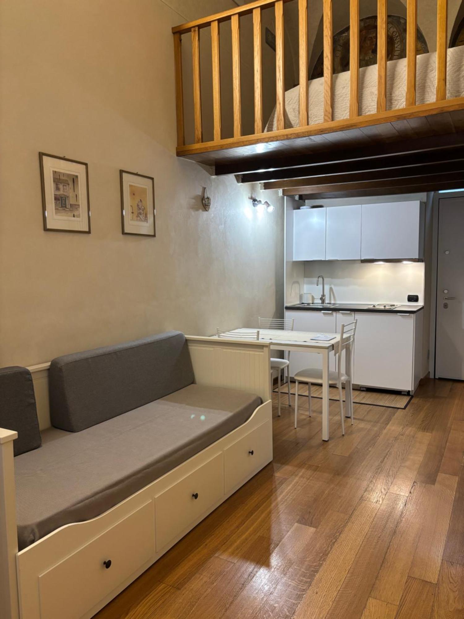 Bramantesco Aparthotel Bergamo Luaran gambar